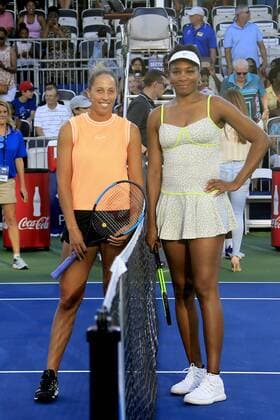 ATLANTA, GA - JULY 21: Madison Keys (l) and Venus Williams (r) prior to their exhibition tennis match on July 21, 2019 at Stadium Court in Atlantic Station in Atlanta, GA. (Photo by David John Griffin Icon Sportswire) TENNIS: JUL 21 Atlanta Open Icon9531907210084