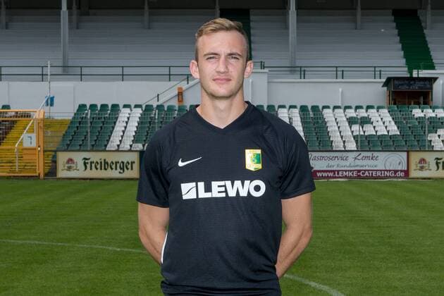 Philipp Wendt ; BSG Chemie Leipzig ; Fußball ; RL NO ; Porträttermin 2019 2020. , Leipzig, 21.07.2019, Alfred-Kunze-Sportpark, Fussball ,