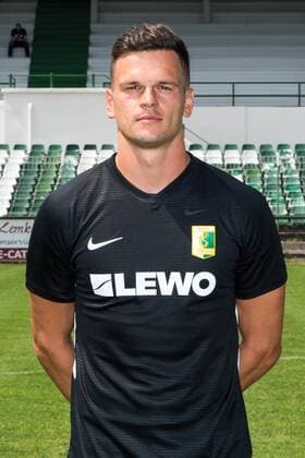 Tommy Kind ; BSG Chemie Leipzig ; Fußball ; RL NO ; Porträttermin 2019 2020. , Leipzig, 21.07.2019, Alfred-Kunze-Sportpark, Fussball ,