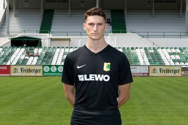 Pascal Bekker ; BSG Chemie Leipzig ; Fußball ; RL NO ; Porträttermin 2019 2020. , Leipzig, 21.07.2019, Alfred-Kunze-Sportpark, Fussball ,