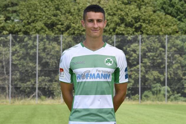 21.07.2019 - SpVgg Greuther Fürth Fuerth - Saison 2019 2012 - Fototermin Porträttermin - - Marco Meyerhöfer Meyerhoefer (18, SpVgg Greuther Fürth ) Einzelbild Einzelfoto Portrait Porträt Kopfbild