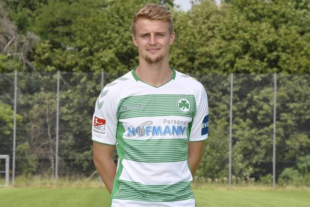21.07.2019 - SpVgg Greuther Fürth Fuerth - Saison 2019 2012 - Fototermin Porträttermin - - Sebastian Ernst (15, SpVgg Greuther Fürth ) Einzelbild Einzelfoto Portrait Porträt Kopfbild