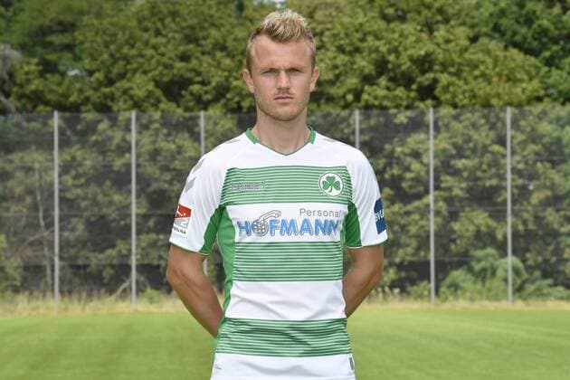 21.07.2019 - SpVgg Greuther Fürth Fuerth - Saison 2019 2012 - Fototermin Porträttermin - - Nik Omladic (21, SpVgg Greuther Fürth ) Einzelbild Einzelfoto Portrait Porträt Kopfbild