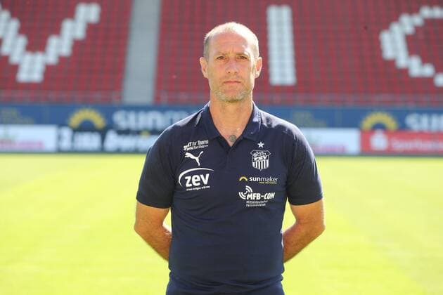 Teampraesentation Zwickau Fussball 3.Liga Trainer Joe Enochs; FSV Zwickau; 3.Liga, Porträttermin 2019 2020 , Zwickau, 23.07.2019, Stadion Zwickau, Fussball ,