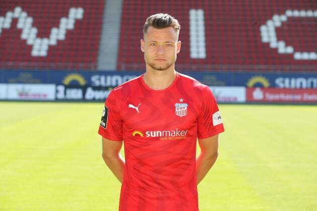 Teampraesentation Zwickau Fussball 3.Liga Janik Mäder Maeder; FSV Zwickau; 3.Liga, Porträttermin 2019 2020 , Zwickau, 23.07.2019, Stadion Zwickau, Fussball ,