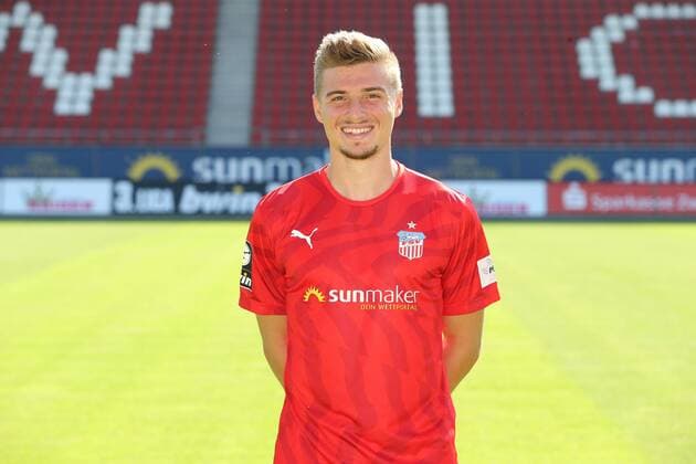 Teampraesentation Zwickau Fussball 3.Liga Elias Huth; FSV Zwickau; 3.Liga, Porträttermin 2019 2020 , Zwickau, 23.07.2019, Stadion Zwickau, Fussball ,