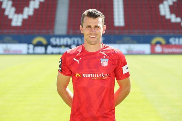 Teampraesentation Zwickau Fussball 3.Liga Nils Miatke; FSV Zwickau; 3.Liga, Porträttermin 2019 2020 , Zwickau, 23.07.2019, Stadion Zwickau, Fussball ,