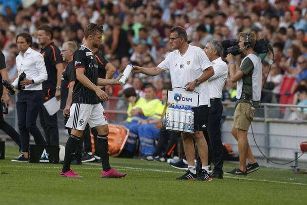EINDHOVEN, 23-07-2019, Champions League preliminary round. Season 2019-2020. Philips Stadion. PSV - Basel. Drink break PSV - Basel  x3962850x Copyright: