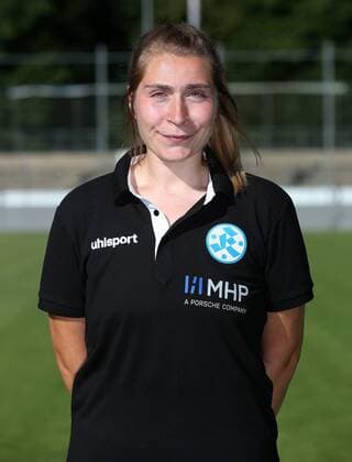 BAU 23. Juli 2019 Stuttgart-Degerloch Fußball SV Stuttgarter Kickers Fototermin, Chantal Schwinger (Physiotherapeutin)