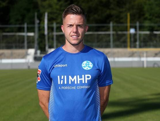 BAU 23. Juli 2019 Stuttgart-Degerloch Fußball SV Stuttgarter Kickers Fototermin, David Kammerbauer