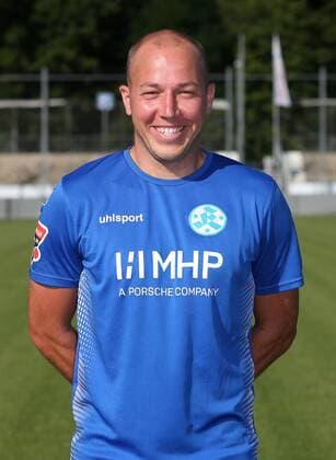 BAU 23. Juli 2019 Stuttgart-Degerloch Fußball SV Stuttgarter Kickers Fototermin, Lukas Kling