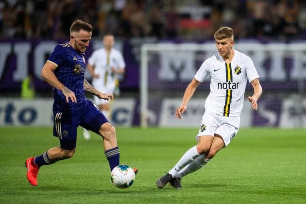 190724 Anton Saletros of AIK during the UEFA Champions League qualifying match between Maribor and AIK on July 24, 2019 in Maribor. Photo: Martin Metelko BILDBYRAN Cop 277 bbeng fotball fotboll football kval till champions league soccer champions league qualification aik maribor Copyright: MARTINxMETELKO BB190724BB373