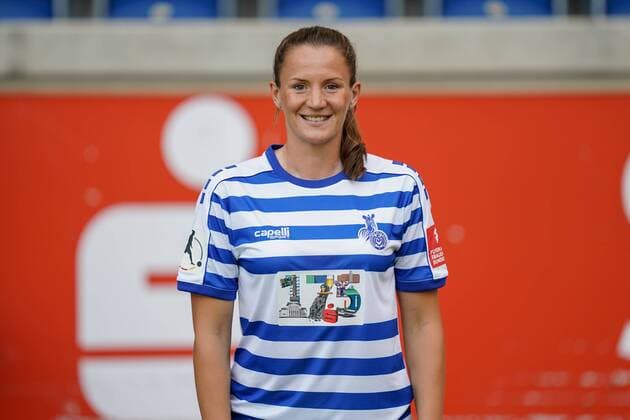 Lucia Harsanyova ( MSV Duisburg ), Fussball - Flyeralarm Frauen Bundesliga - Saison 2019 2020 - Fototermin MSV Duisburg, Duisburg, Schauinsland Reisen Arena, 24.07.2019, DFB regulations prohibit any use of photographs as image sequences and or quasi-video Duisburg Schauinsland Reisen Arena Nordrhein-Westfalen Deutschland