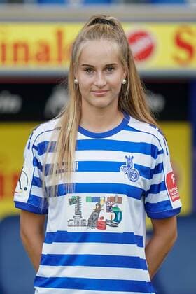 Laura Radke ( MSV Duisburg ), Fussball - Flyeralarm Frauen Bundesliga - Saison 2019 2020 - Fototermin MSV Duisburg, Duisburg, Schauinsland Reisen Arena, 24.07.2019, DFB regulations prohibit any use of photographs as image sequences and or quasi-video Duisburg Schauinsland Reisen Arena Nordrhein-Westfalen Deutschland