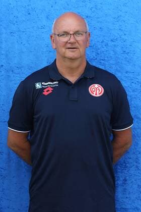 STEPHAN HOELZ ZEUGWART 1. FSV MAINZ 05 II FUSSBALL, GER, REGIONALLIGA SUEDWEST, PORTRAETTERMIN 2019 2020, 