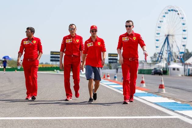 Sebastian Vettel (Scuderia Ferrari Mission Winnow) geht mit Riccardo Adami (Renningenieur von Vettel Scuderia Ferrari) und anderen Teammitgliedern ueber die Strecke, Mercedes Benz Grosser Preis von Deutschland 2019, Motorsport, Formel 1, 25.07.2019, Mercedes Benz Grosser Preis von Deutschland 2019, Motorsport, Formel 1, 25.07.2019 Hockenheim Copyright: xEIBNER AlexanderxNeisx EP_ANS