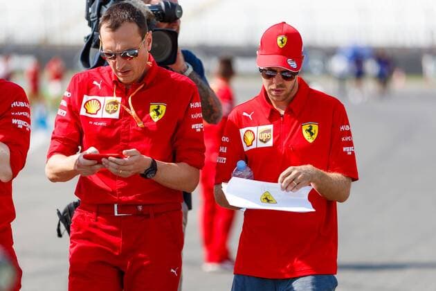 Sebastian Vettel (Scuderia Ferrari Mission Winnow) geht mit Riccardo Adami (Renningenieur von Vettel Scuderia Ferrari) und anderen Teammitgliedern ueber die Strecke, Mercedes Benz Grosser Preis von Deutschland 2019, Motorsport, Formel 1, 25.07.2019, Mercedes Benz Grosser Preis von Deutschland 2019, Motorsport, Formel 1, 25.07.2019 Hockenheim Copyright: xEIBNER AlexanderxNeisx EP_ANS