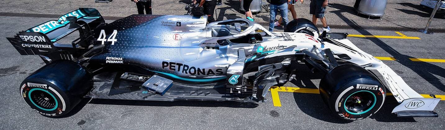 25.07.2019, xpsx, Motorsport FIA Formel 1, Mercedes Benz Großer Preis von Deutschland 2019 v.l. Mercedes Box Fahrzeug neue Lackierung farben Auto frontfluegel Hockenheim