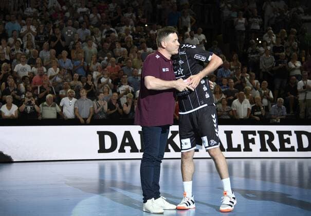 Domagoj Duvnjak (THW Kiel) sagt danke Alfred, Handball, Männer, Abschiedsspiel, Trainer Alfred Gislason, THW Kiel, 26.07.19 Kiel Sparkassen Arena Schleswig-Holstein Germany