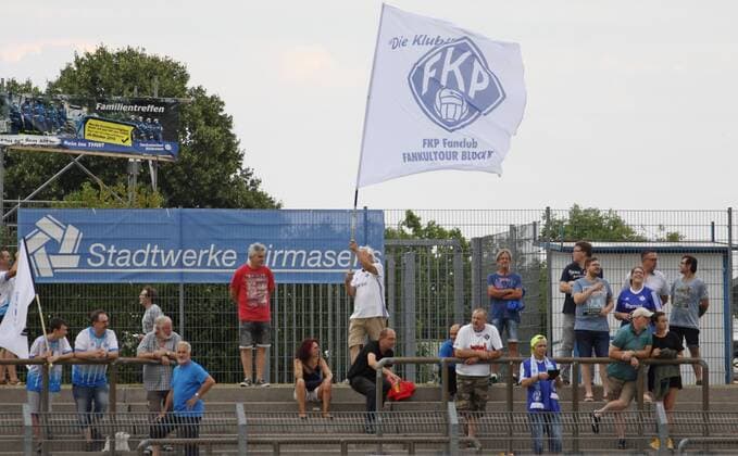 26.07.2019, xklex, Fussball Regionalliga Suedwest, FK Pirmasens - 1.FC Saarbruecken emspor, v.l. FK Pirmasens, Fans, Logo, Die Klub (DFL DFB REGULATIONS PROHIBIT ANY USE OF PHOTOGRAPHS as IMAGE SEQUENCES and or QUASI-VIDEO) Pirmasens