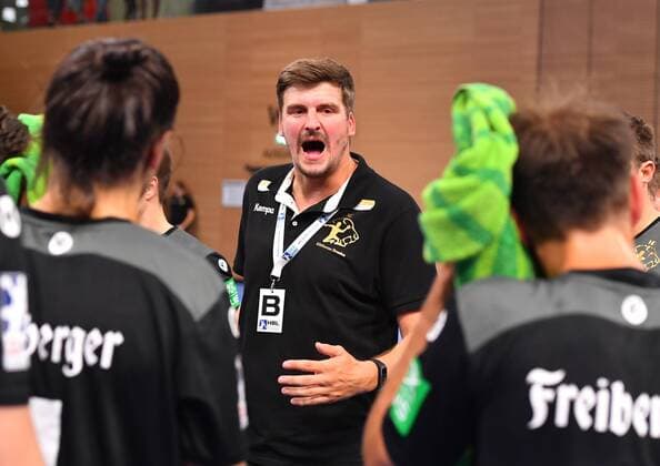 MItte: Trainer Rico Göde (Dresden), HC Elbflorenz Dresden gegen SC DHfK Leipzig, Testspiel, Freundschaftsspiel, Handball, 2. Liga der Männer, 2. Bundesliga, Saison 2019 2020, Dresden, BallsportARENA Dresden, 27.07.2019,