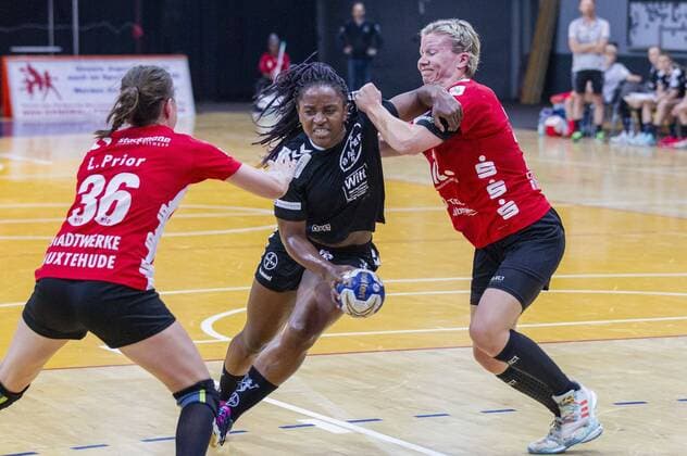 Handball-Testspiel TSV Bayer 04 Leverkusen vs. Buxtehuder SV 28:23 Impressionen vom Handball-Testspiel TSV Bayer 04 Leverkusen vs. Buxtehuder SV 28:23 am 27. 7. 2019 in Leverkusen, Ostermann-Arena, Deutschland Copyright: xBEAUTIFULxSPORTS RalfxKardesx