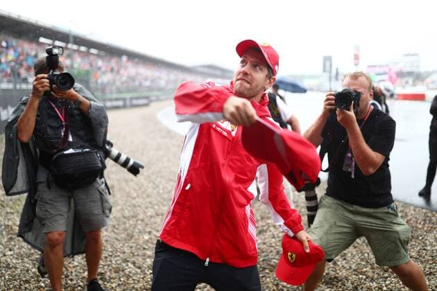 Sebastian Vettel (Scuderia Ferrari Mission Winnow) wirdt Ferrari Muetzen auf die Suedtribuene, Mercedes Benz Grosser Preis von Deutschland 2019, Motorsport, Formel 1, 28.07.2019, Mercedes Benz Grosser Preis von Deutschland 2019, Motorsport, Formel 1, 28.07.2019 Hockenheim Copyright: xEIBNER AlexanderxNeisx EP_ANS