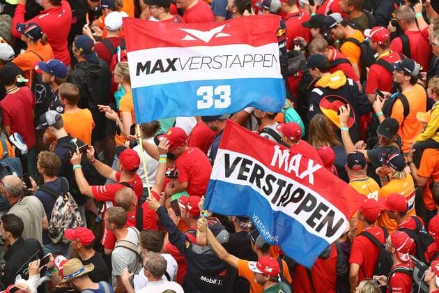 Sport Bilder des Tages Fahnen fuer Max Verstappen (Aston Martin Red Bull Racing) zwischen den Fans, Mercedes Benz Grosser Preis von Deutschland 2019, Motorsport, Formel 1, 28.07.2019, Mercedes Benz Grosser Preis von Deutschland 2019, Motorsport, Formel 1, 28.07.2019 Hockenheim Copyright: xEIBNER AlexanderxNeisx EP_ANS