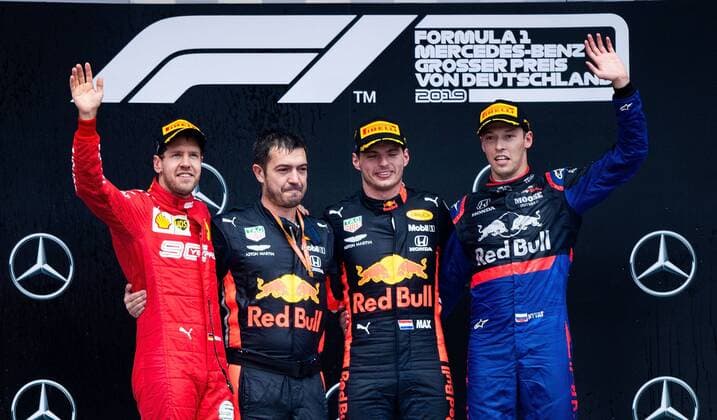 28.07.2019, xpsx, Motorsport FIA Formel 1, Mercedes Benz Großer Preis von Deutschland 2019 Rennen v.l. Siegerehrung, Podium, Jubel, Sebastian Vettel (Scuderia Ferrari Mission Winnow 5 GER), Max Verstappen (Aston Martin Red Bull Racing 33 NED), Daniil Kvyat (Red Bull Toro Rosso Honda 26 RUS) Hockenheim