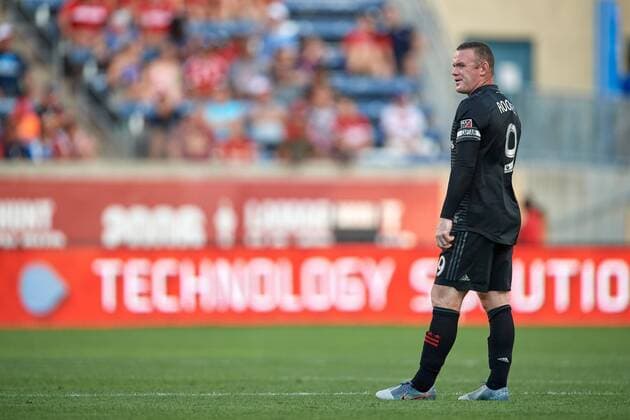 BRIDGEVIEW, IL - JULY 27: D.C. United forward Wayne Rooney (9) looks on in game action during a MLS, Fussball Herren, USA match between D.C. United and Chicago Fire on July 27, 2019 at SeatGeek Stadium in Bridgeview, IL. (Photo by Robin Alam Icon Sportswire) SOCCER: JUL 27 MLS - DC United at Chicago Fire Icon164072719110