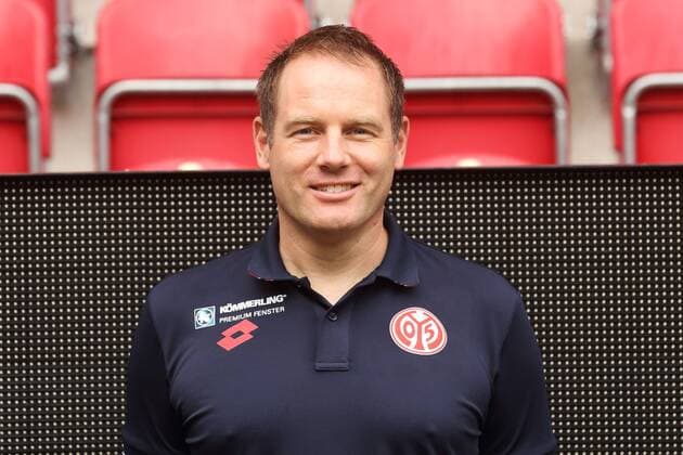 STEFAN KAMILLI PHYSIOTHERAPEUT 1. FSV MAINZ 05 FUSSBALL, GER, 1.BL, PORTRAETTERMIN 2019 2020, 
