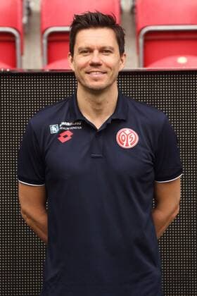 DR.STEFAN MATTYASOVSZKY MANNSCHAFTSARZT 1. FSV MAINZ 05 FUSSBALL, GER, 1.BL, PORTRAETTERMIN 2019 2020, 