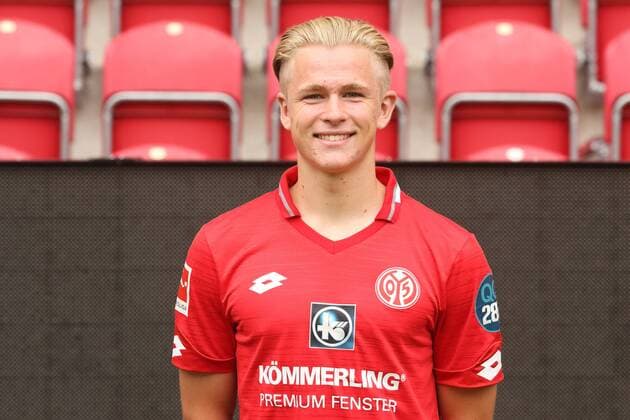 JONATHAN BURKARDT 1. FSV MAINZ 05 FUSSBALL, GER, 1.BL, PORTRAETTERMIN 2019 2020, 