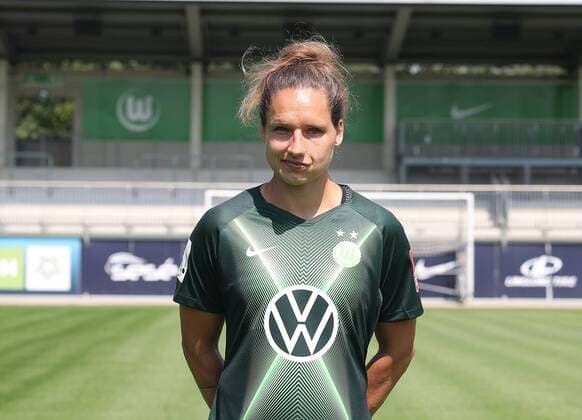 Babett Peter (VfL Wolfsburg)