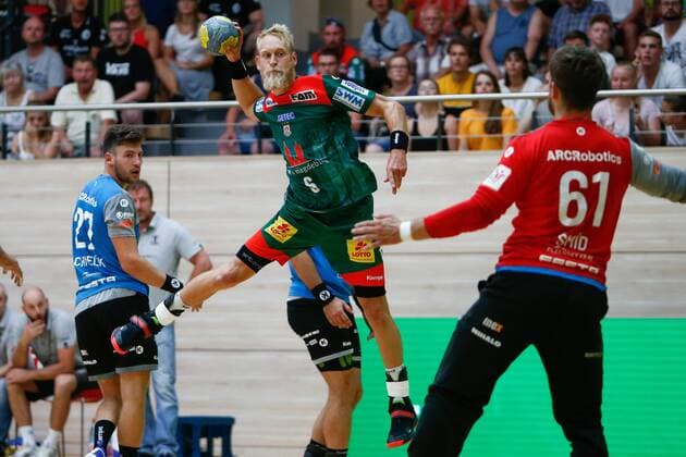 30.07.2019, xtgx, Handball Testspiel, SC Magdeburg - Talent Robstav-M.A.T. Plzen emspor, v.l. Matthias Musche (Magdeburg, 6) wirft Tor, Torschütze, erzielt Tor, Treffer, scores the goal Halle (Saale)