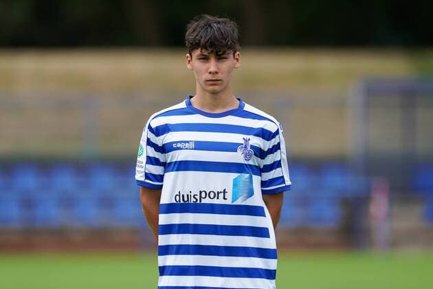 Louis Wagner ( MSV Duisburg ), Fussball - A-Junioren - Saison 2019 2020 - MSV Duisburg U19 Fototermin, Duisburg, BSA Westender Strasse, 31.07.2019, DFB regulations prohibit any use of photographs as image sequences and or quasi-video Duisburg BSA Westender Strasse Nordrhein-Westfalen Deutschland
