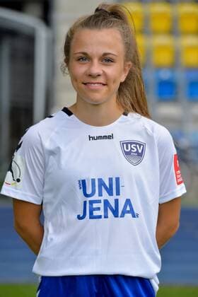 18 Annika Graser, FF USV Jena, Saison 2019 2020 im Ernst-Abbe-Sportfeld. Jena Thueringen Deutschland