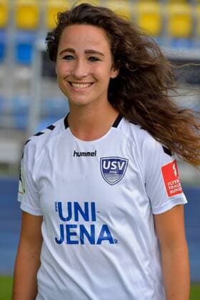 13 Julia Arnold, FF USV Jena, Saison 2019 2020 im Ernst-Abbe-Sportfeld. Jena Thueringen Deutschland