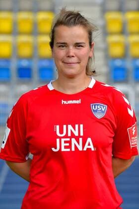 24 Laura Kiontke, FF USV Jena, Saison 2019 2020 im Ernst-Abbe-Sportfeld. Jena Thueringen Deutschland