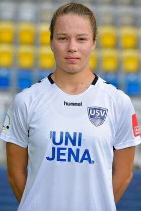 19 Christin Meyer, FF USV Jena, Saison 2019 2020 im Ernst-Abbe-Sportfeld. Jena Thueringen Deutschland
