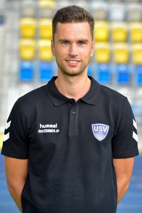 Martin Buder, Reha-Trainer FF USV Jena, FF USV Jena, Saison 2019 2020 im Ernst-Abbe-Sportfeld. Jena Thueringen Deutschland