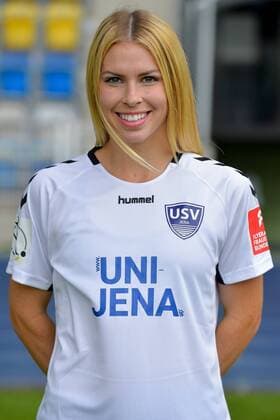 15 Julie Karn, FF USV Jena, Saison 2019 2020 im Ernst-Abbe-Sportfeld. Jena Thueringen Deutschland
