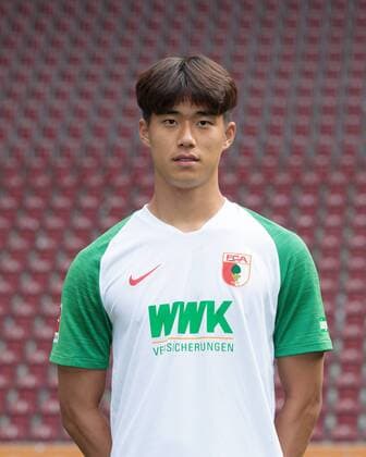 Seong-Hoon Cheon; FC Augsburg 1907; 1.BL, Porträttermin 2019 2020,