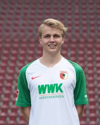 Felix Götze; FC Augsburg 1907; 1.BL, Porträttermin 2019 2020,