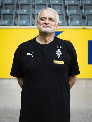 Mönchengladbach, 01.08.2019 Mannschaftsarzt Dr. Heribert Ditzel Porträttermin 2019 2020 Borussia Mönchengladbach