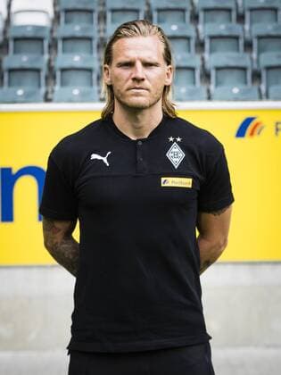 Mönchengladbach, 01.08.2019 Übergangstrainer Eugen Polanski Porträttermin 2019 2020 Borussia Mönchengladbach