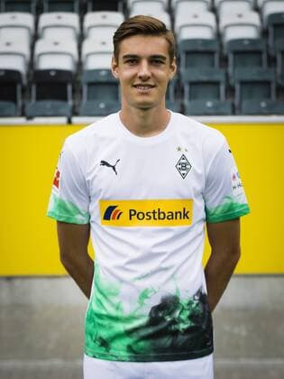 Mönchengladbach, 01.08.2019 Florian Neuhaus (BMG) Porträttermin 2019 2020 Borussia Mönchengladbach