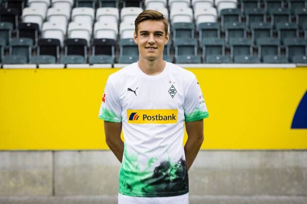 Mönchengladbach, 01.08.2019 Florian Neuhaus (BMG) Porträttermin 2019 2020 Borussia Mönchengladbach