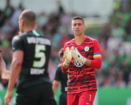 Koen Casteels (VfL Wolfsburg) DFL REGULATIONS PROHIBIT ANY USE OF PHOTOGRAPHS AS IMAGE SEQUENCES AND OR QUASI-VIDEO.