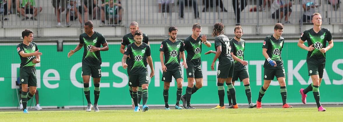 Torjubel Wolfsburg DFL REGULATIONS PROHIBIT ANY USE OF PHOTOGRAPHS AS IMAGE SEQUENCES AND OR QUASI-VIDEO.